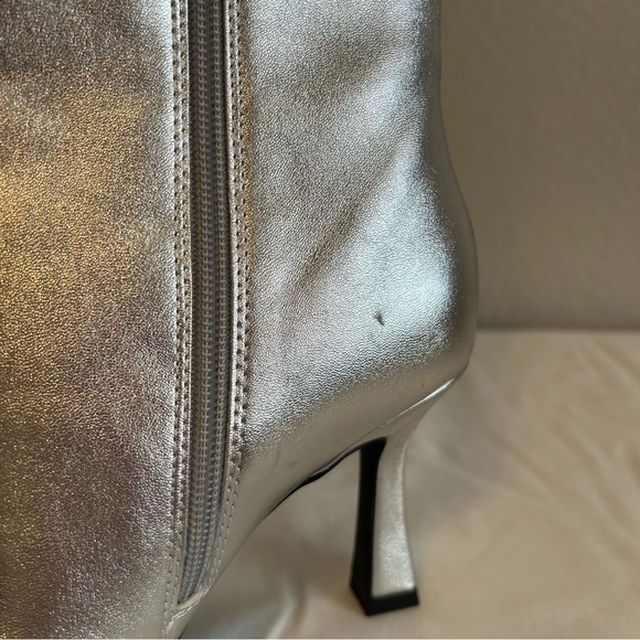 NWOT, Open Edit Women’s Hesper Metallic Silver Square-Off Toe Heeled Bootie 5.5 - Picture 10 of 12